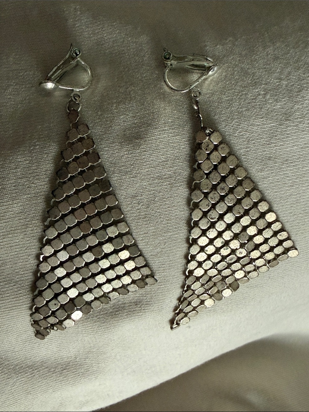 Retro Silver-Tone Mesh Triangle Clip-On Earrings